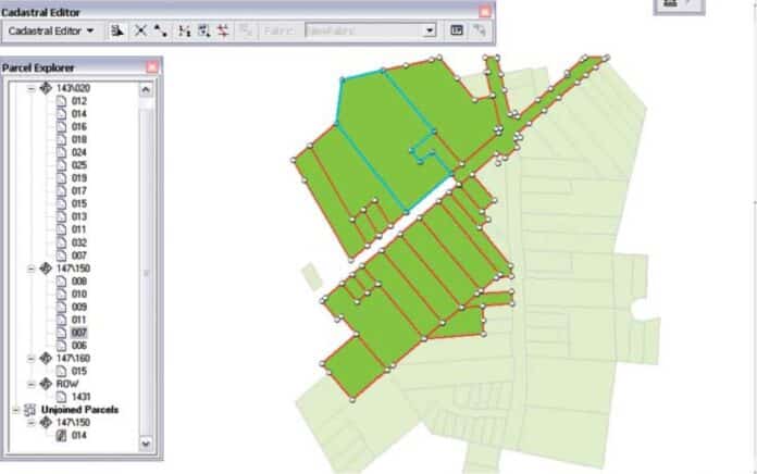 gis analyst land acquisition cadastre