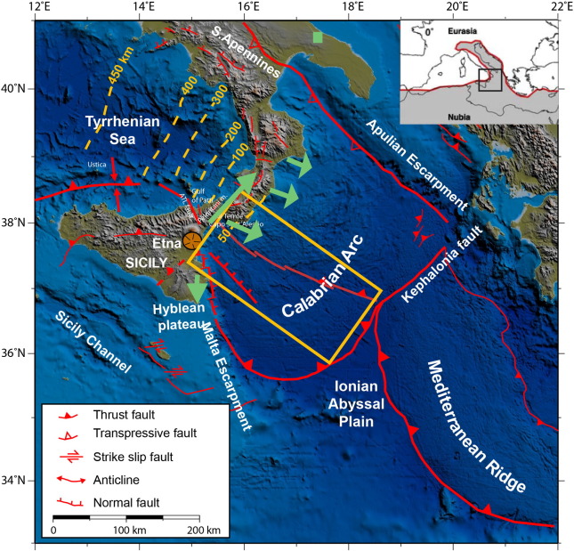 Terremoto di magnitudo 5.9 al largo della costa campana a 414 km di profondità. Ecco perché il sisma non ha provocato danni.