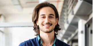 Formazione mainframe per studenti: il progetto IBM Z4Z Programma gratuito IBM per la formazione mainframe studenti: competenze digitali, webinar e certificazioni per il futuro IT.