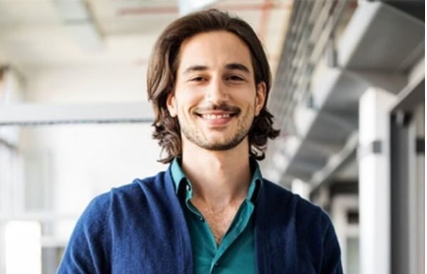 Formazione mainframe per studenti: il progetto IBM Z4Z Programma gratuito IBM per la formazione mainframe studenti: competenze digitali, webinar e certificazioni per il futuro IT.