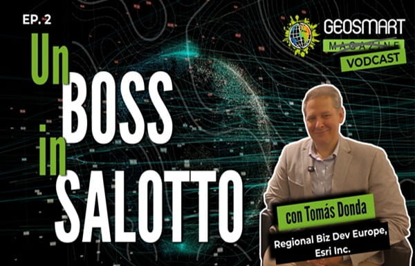 Tomás Donda alla Conferenza Esri Italia 2026: tecnologie GIS e AI Tomas donda tecnologie GIS Esri un boss in salotto.